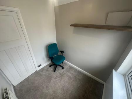 3 bedroom Semi-detached house to let in Beechwood Avenue, Wednesfield, WV11