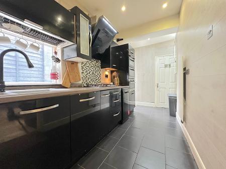 3 bedroom Semi-detached house for sale in Cannock Road, Fallings Park, Wolverhampton, WV10