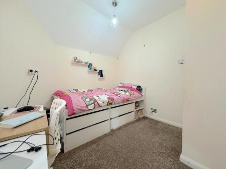 3 bedroom Semi-detached house for sale in Cannock Road, Fallings Park, Wolverhampton, WV10