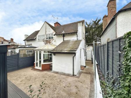 3 bedroom Semi-detached house for sale in Cannock Road, Fallings Park, Wolverhampton, WV10