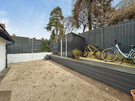 3 bedroom Semi-detached house for sale in Cannock Road, Fallings Park, Wolverhampton, WV10