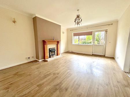 2 bedroom Bungalow to let in Ward Street, Bilston, WV14