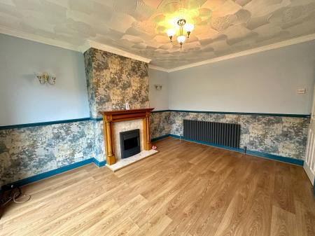 3 bedroom Semi-detached house for sale in Ennerdale Road, Tettenhall, Wolverhampton, WV6