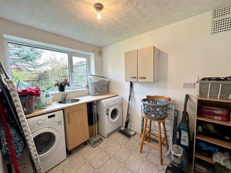 3 bedroom Semi-detached house for sale in Shackleton Drive, Perton, Wolverhampton, WV6