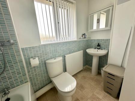 3 bedroom Semi-detached house for sale in Shackleton Drive, Perton, Wolverhampton, WV6