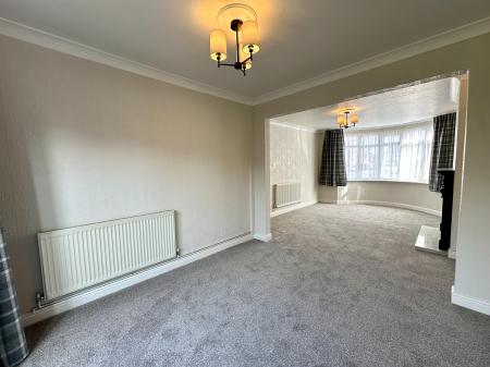 3 bedroom Semi-detached house for sale in Thomas Mason Close, Wednesfield, Wolverhampton, WV11