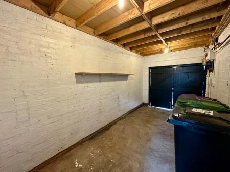 3 bedroom Semi-detached house for sale in Thomas Mason Close, Wednesfield, Wolverhampton, WV11