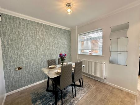 2 bedroom Semi-detached house for sale in Westport Crescent, Wednesfield, Wolverhampton, WV11