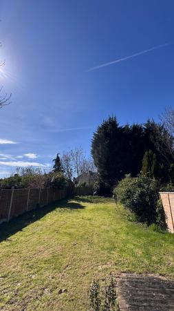 2 bedroom Semi-detached house to let in Carlton Avenue, Wednesfield, Wolverhampton, WV11