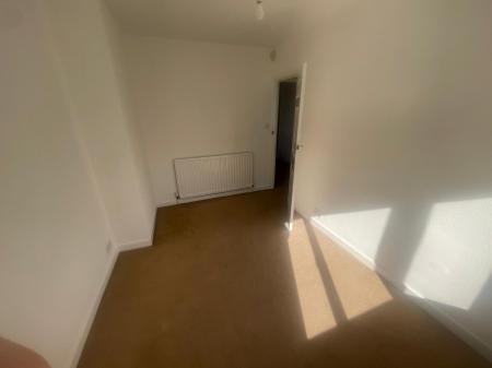 2 bedroom Semi-detached house to let in Carlton Avenue, Wednesfield, Wolverhampton, WV11