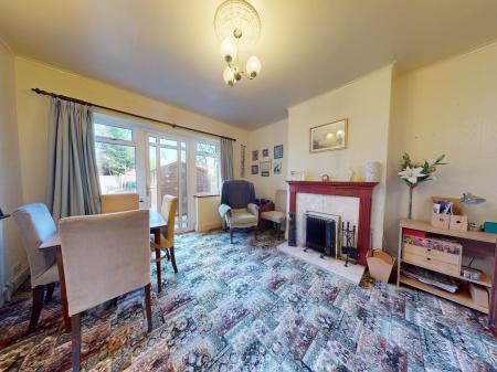 4 bedroom Semi-detached house for sale in Deyncourt Road, Fallings Park, Wolverhampton, WV10