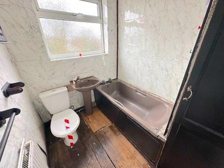 3 bedroom Semi-detached house for sale in Colman Avenue, Wednesfield, Wolverhampton, WV11