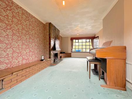 3 bedroom Semi-detached house for sale in Hollybank Avenue, Essington, Wolverhampton, WV11