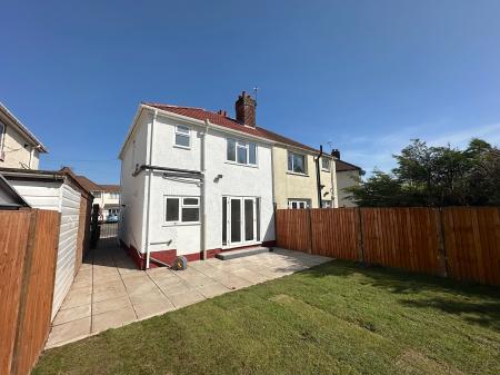 3 bedroom Semi-detached house for sale in Willow Avenue, Wednesfield, Wolverhampton, WV11