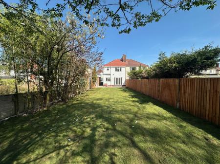 3 bedroom Semi-detached house for sale in Willow Avenue, Wednesfield, Wolverhampton, WV11