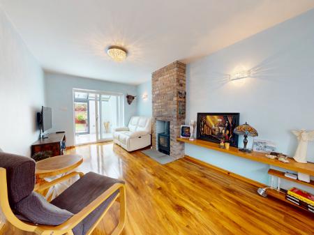 2 bedroom Semi-detached house for sale in Barnfield Road, East Park, Wolverhampton, WV1