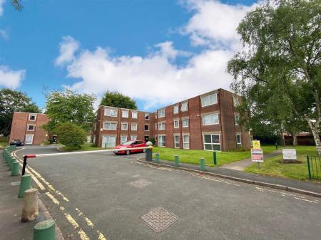 2 bedroom Flat to let in Compton Road, Wolverhampton, WV3