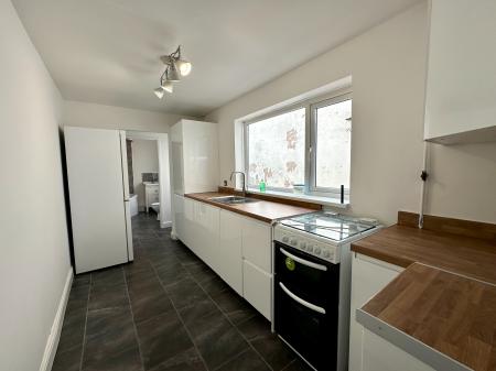 2 bedroom Terraced House for sale in Milton Road, Fallings Park, Wolverhampton, WV10