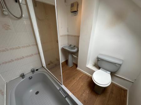1 bedroom End of terrace house to let in Ambleside Close, Bilston, WV14
