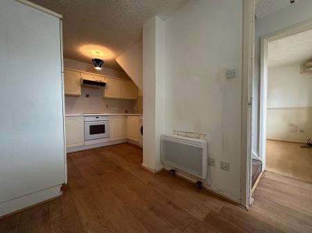 1 bedroom End of terrace house to let in Ambleside Close, Bilston, WV14