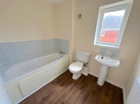 3 bedroom Semi-detached house for sale in Grayling Walk, Heath Town, Wolverhampton, WV10