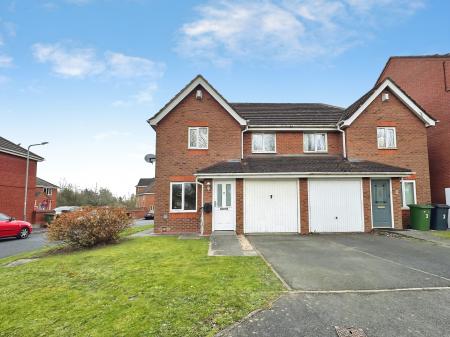 3 bedroom Semi-detached house for sale in Grayling Walk, Heath Town, Wolverhampton, WV10