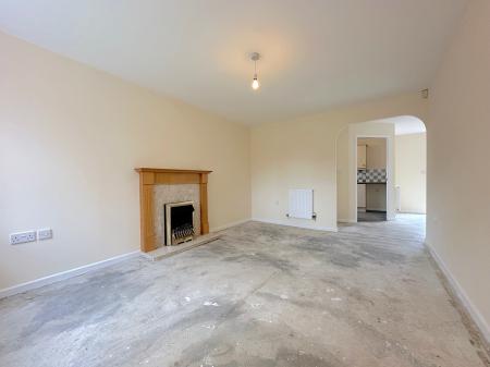 3 bedroom Semi-detached house for sale in Grayling Walk, Heath Town, Wolverhampton, WV10