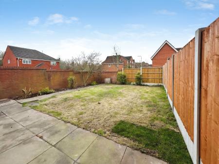 3 bedroom Semi-detached house for sale in Grayling Walk, Heath Town, Wolverhampton, WV10