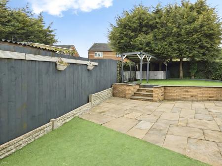 2 bedroom Semi-detached house for sale in Lavender Close, Pendeford, Wolverhampton, WV9