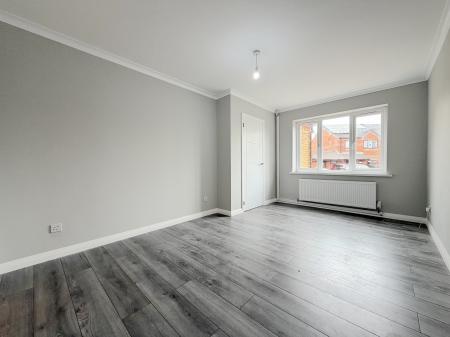 2 bedroom Semi-detached house for sale in Lavender Close, Pendeford, Wolverhampton, WV9