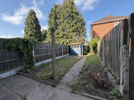 1 bedroom Flat to let in Ridge Lane, Wednesfield, WV11