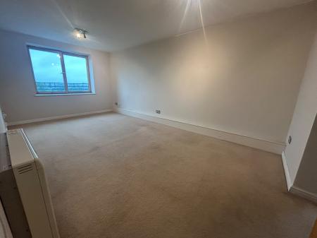 2 bedroom Apartment to let in Gomer Street, Willenhall, WV13
