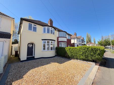3 bedroom Semi-detached house for sale in Beechwood Avenue, Wednesfield, Wolverhampton, WV11