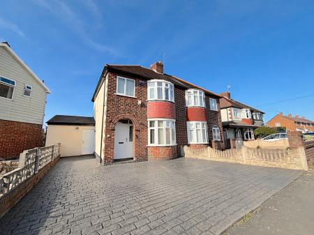 Lincoln Avenue, Willenhall, Wolverhampton, WV13