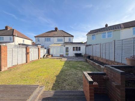 3 bedroom Semi-detached house for sale in Lincoln Avenue, Willenhall, Wolverhampton, WV13