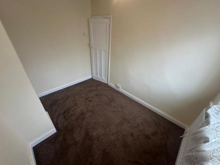3 bedroom Semi-detached house to let in Mount Road, Willenhall, WV13