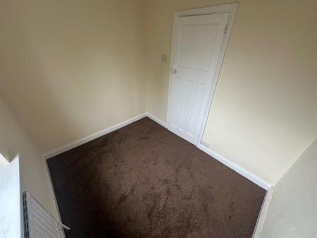 3 bedroom Semi-detached house to let in Mount Road, Willenhall, WV13