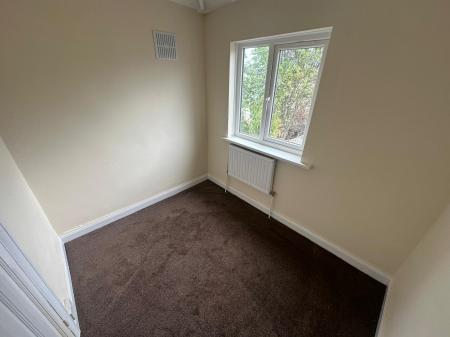 3 bedroom Semi-detached house to let in Mount Road, Willenhall, WV13