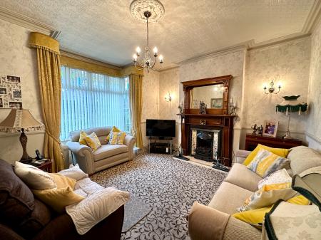 3 bedroom Semi-detached house for sale in James Street, Willenhall, Wolverhampton, WV13