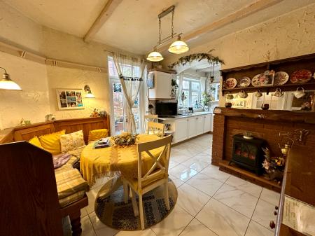 3 bedroom Semi-detached house for sale in James Street, Willenhall, Wolverhampton, WV13