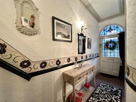 3 bedroom Semi-detached house for sale in James Street, Willenhall, Wolverhampton, WV13