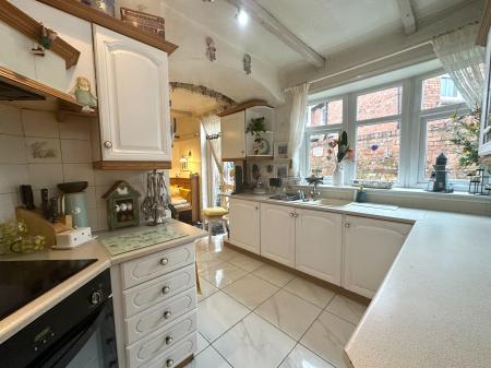 3 bedroom Semi-detached house for sale in James Street, Willenhall, Wolverhampton, WV13