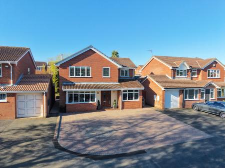 4 bedroom Detached house for sale in Buttermere Drive, Essington