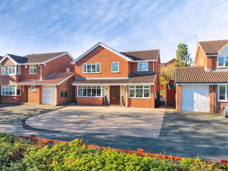 4 bedroom Detached house for sale in Buttermere Drive, Essington