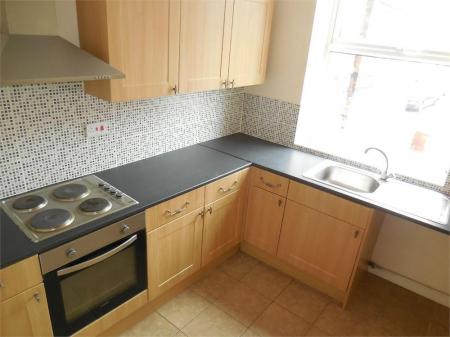 2 bedroom Flat to let in Stafford Street, Willenhall, WV13