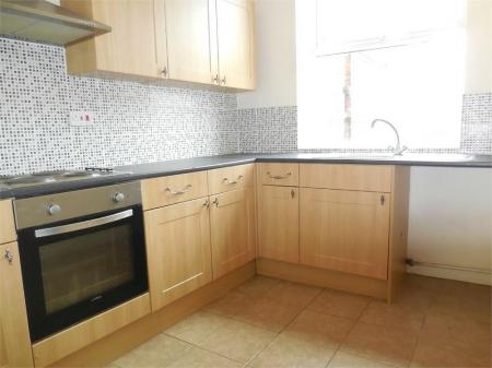 2 bedroom Flat to let in Stafford Street, Willenhall, WV13