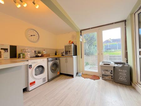 3 bedroom Semi-detached house for sale in Griffiths Drive, Wednesfield, Wolverhampton, WV11