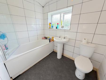 3 bedroom Semi-detached house for sale in Griffiths Drive, Wednesfield, Wolverhampton, WV11