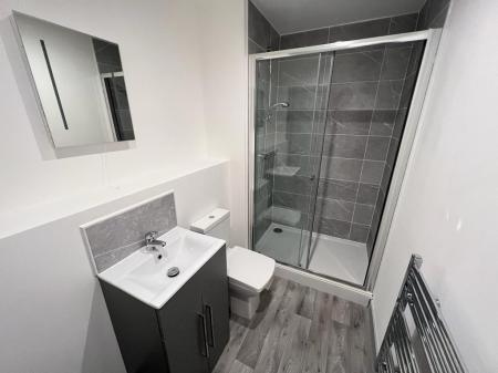 2 bedroom Apartment to let in Church Street, Wolverhampton, WV2