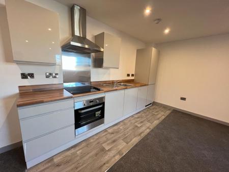2 bedroom Apartment to let in Church Street, Wolverhampton, WV2